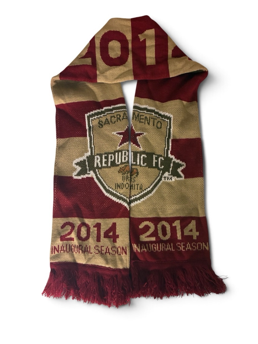 Like new Sacramento Republic 2014 Inaugural Season soccer burgundy gold scarf